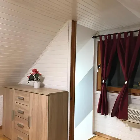 Holiday home Apartma Tjasa-terme Catez